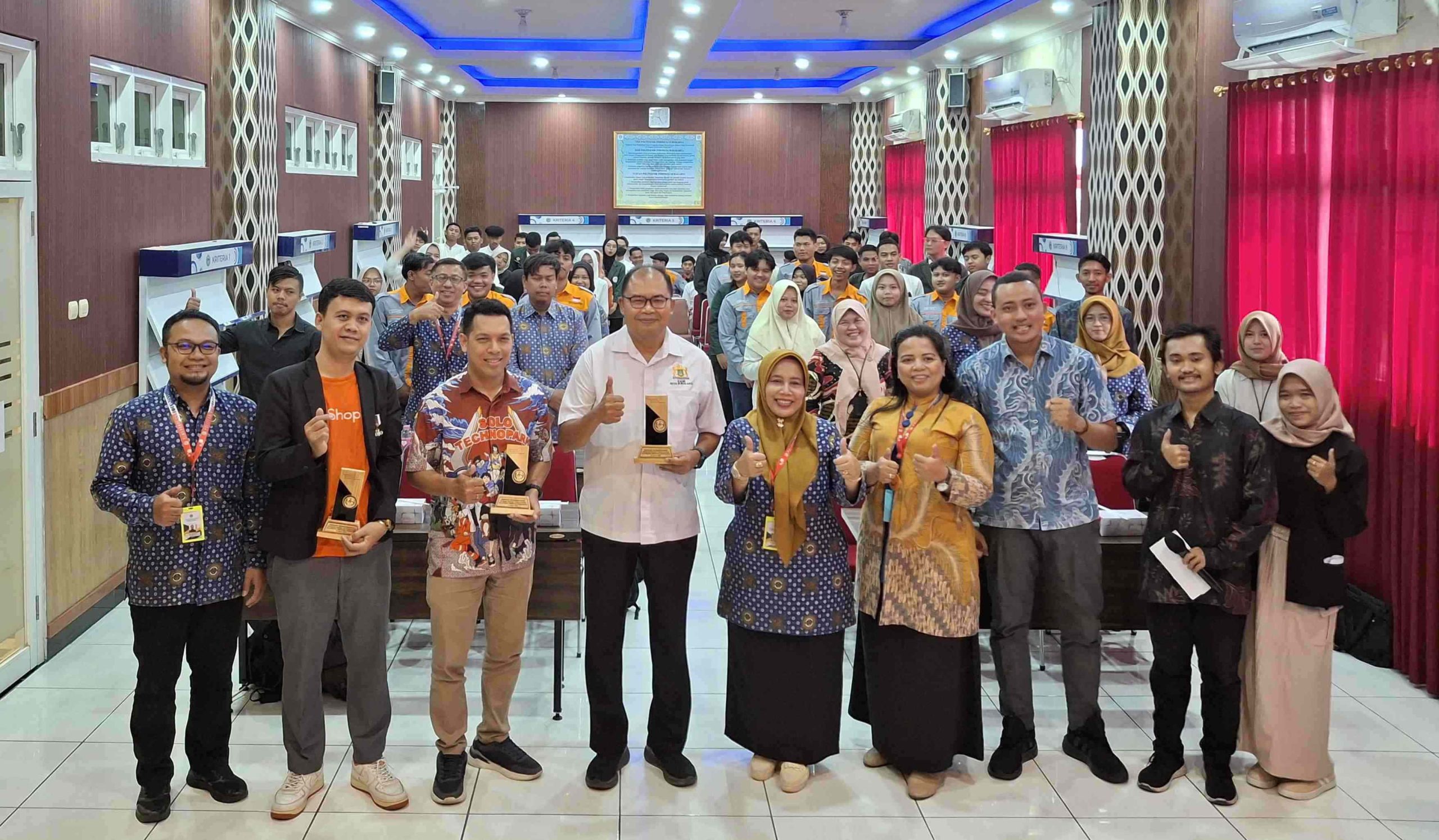 Gelar Workshop Entrepreneur, Politeknik Indonusa (POLINUS) Surakarta Ajak Mahasiswa Merangkai Ide Jadi Pengusaha